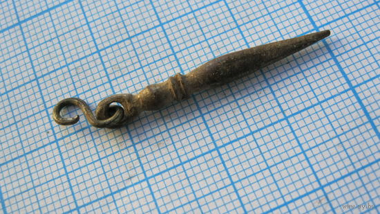 Привеска древняя. Бронза, литье.