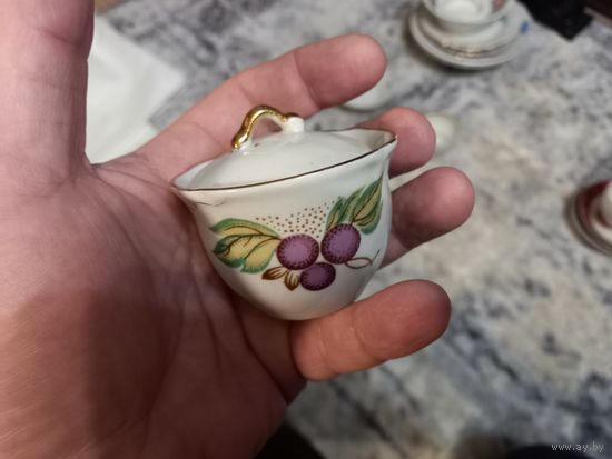 Сольница горчичница СССР с крышечкой позолота