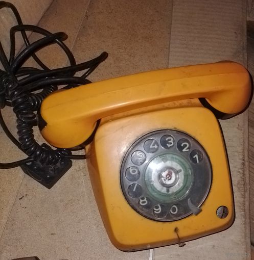 Телефон дисковый Болгария 1987 г