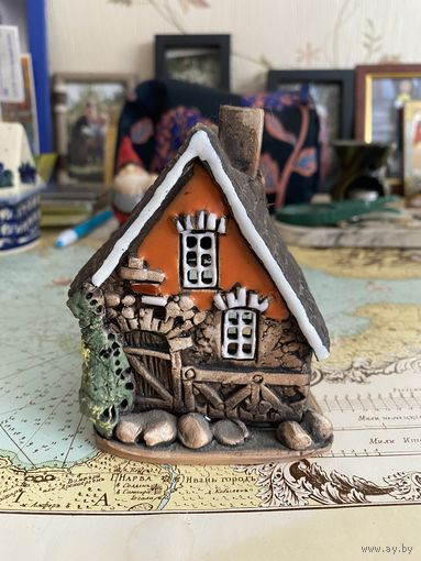 Подсвечник Домик керамический