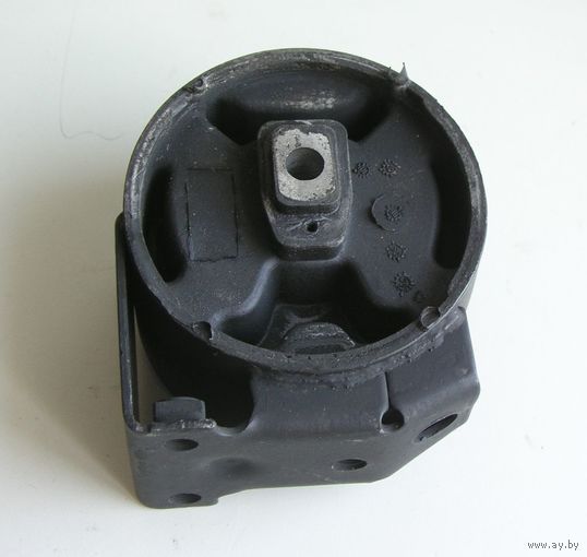 Опора двигателя 30130001 SWAG для VW Passat B3 ,  GOLF II