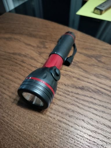 Фонарик туристический хозяйственный походный