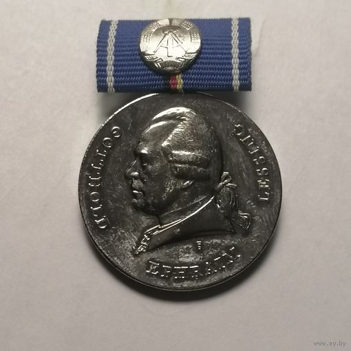 Медаль ГДР   LESSING