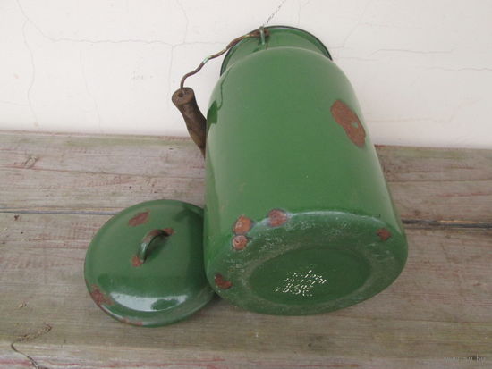 Бидончик СССР 1960-х,Реаритет, эмалированный для молока. Целый.Для декорации.