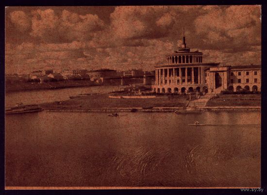 По Волге 1961 Калинин Здание речного вокзала