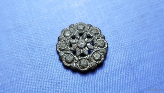 Пуговица средневековая, оловянисная бронза.
