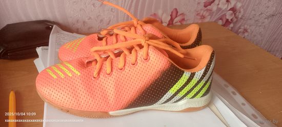 Кроссовки детские