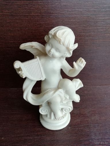 Фигурка ангела