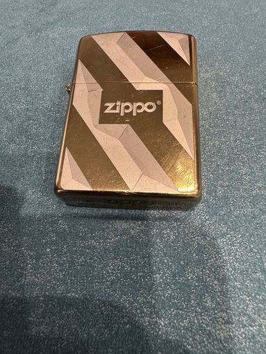 Зажигалка Zippo