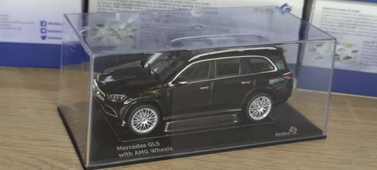 Solido 1:43. Mercedes-Benz GLS ( AMG wheels).