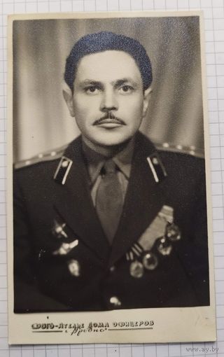 Капитан. Красная Звезда, медали, знаки. Гродно.