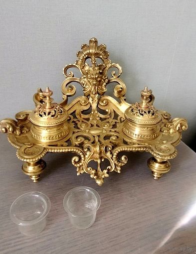 Чернильница Бронзовый письменный прибор. Европа Середина  19 века