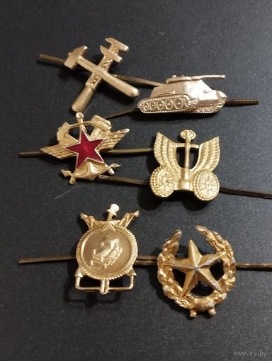 Эмблемы  одиночные ВС СССР. Усы горизонтальные.