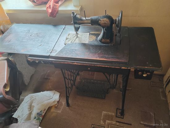 Швейная машина Госшвеймашина