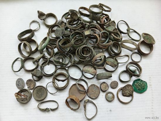 Старинные колечки, перстеньки более 150 штук.