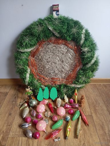 - ЁЛОЧНЫЕ ИГРУШКИ 1960-70 ые и ВЕНОК