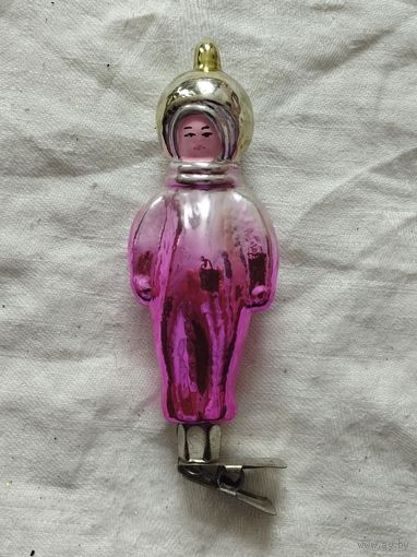 Ёлочная игрушка  космонавт