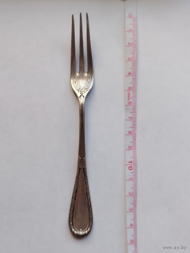 Серебряная вилка