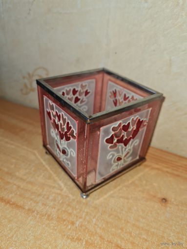 Подсвечник
