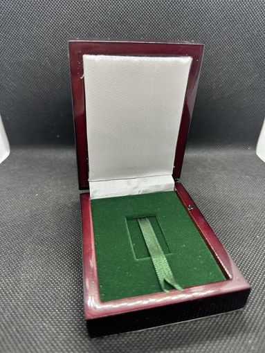 Футляр из дерева для платинового слитка 20 гр.