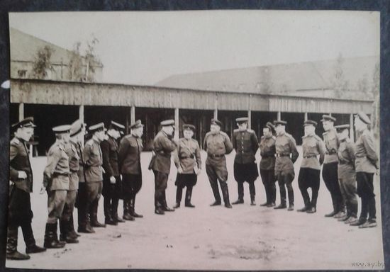 Фото утреннего развода. 1940-е. Германия. 8х11,5 см