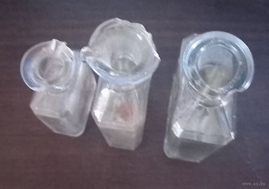 Царские аптечные бутылки с утратой