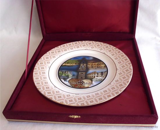 Тарелка декоративная в футляре Yozgat 28 см Костяной фарфор Турция Кютахья