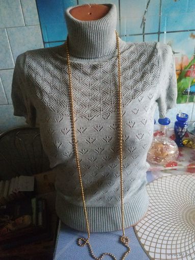 Бусы.