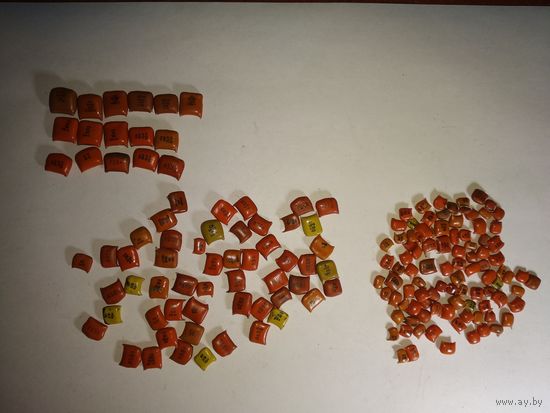 Конденсаторы КМ рыжие