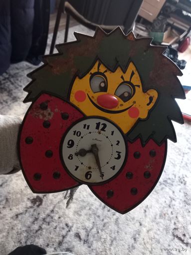 Часы настенные Маяк Сердобский завод СССР середина 70-х Клоун Ежик с бегающими глазами