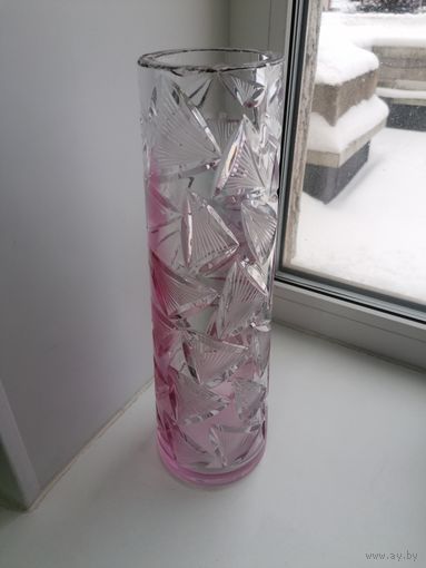 Ваза, автор Шувалов, в работу