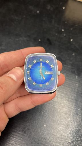 Часы Чайка Холодильник СССР