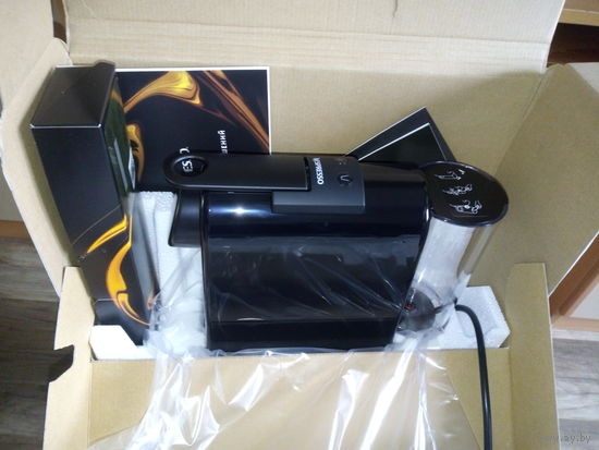 Кофемашина Nespresso Essenza Mini D30 (чёрный).