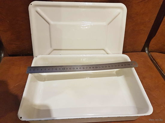 Форма для приготовления блюд эмалированная с крышкой (30х20х7)