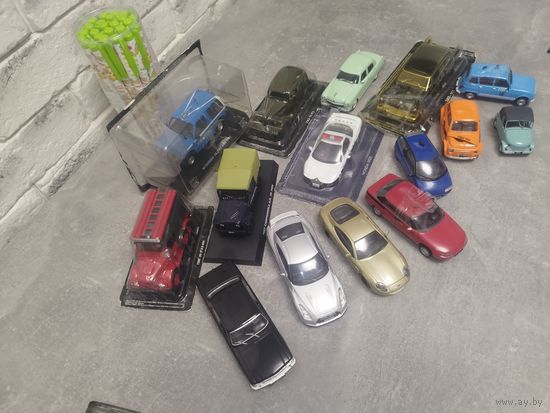 Лот из 15 моделей -2