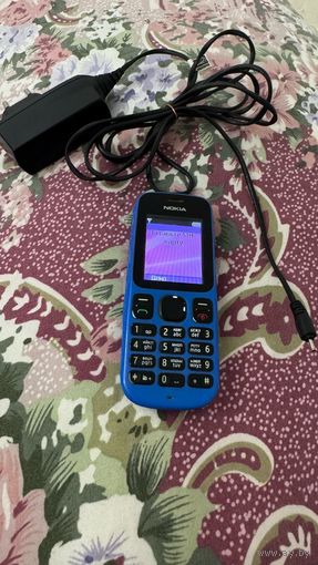 Кнопочный телефон Nokia 100
