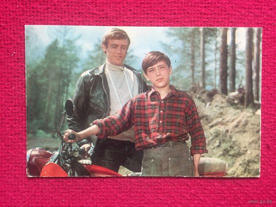 Кадр из к/ф "Пятая четверть" актеры - И. Добряков, С. Горбовский" 1973 г.