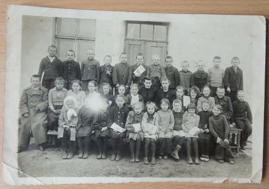 Фото "Выпускники начальной школы станции Рейтаново"