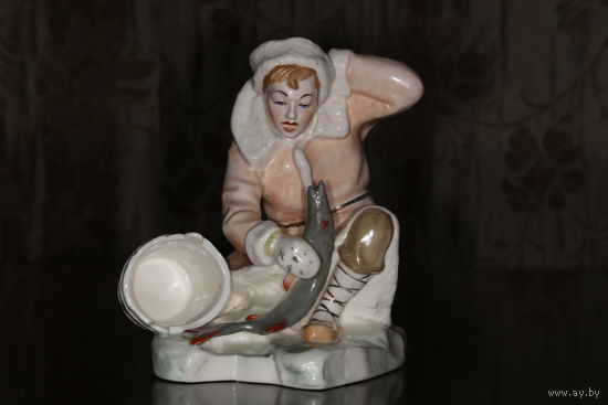 Фарфоровая статуэтка "Емеля со щукой" МФФЗ