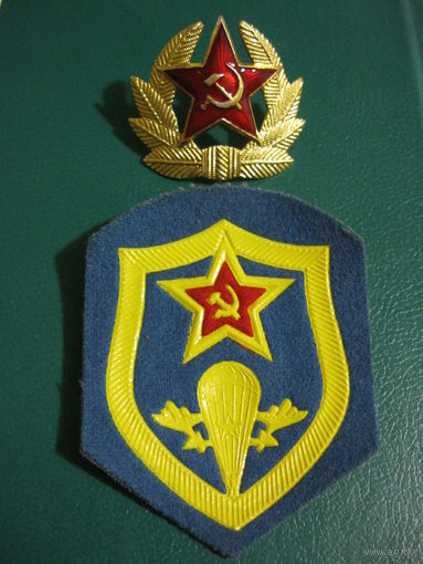 Шеврон ВДВ и КРАБИК СССР