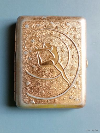 Портсигар СССР Гимнастка с лентами