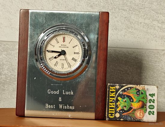 Часы с будильником рабочие