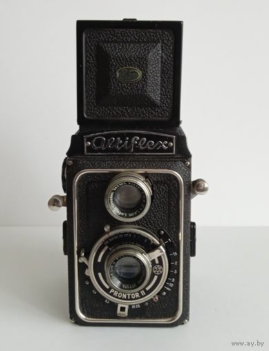 Фотоаппарат Altiflex  Eho в футляре с пленкой и светофильтром (Германия, 1937 - 1949)