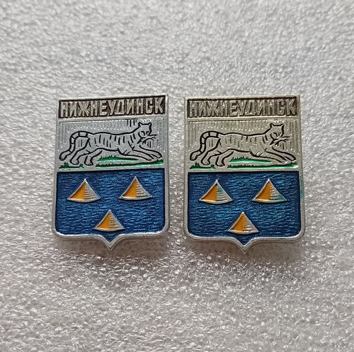 Нижнеудинск. Клеймо квадраты. Цена указывается за один значок. #-IV-03/1