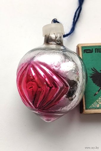Ёлочная игрушка. 012.