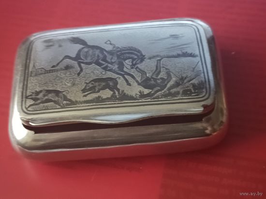Портсигар , "Охота на кабанов "серебро 84 пробы чернь.
