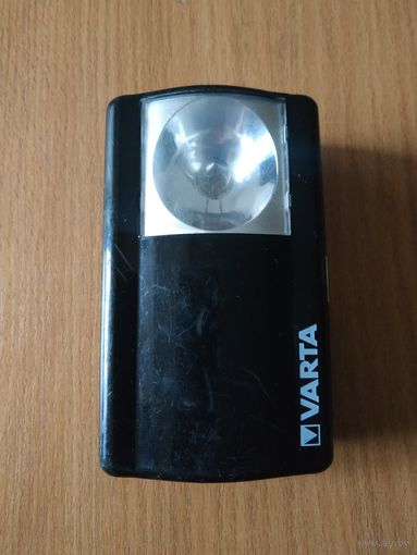 Одноцветный карманный фонарик VARTA, Германия.