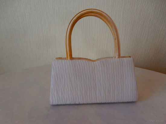 Сумка театральная, помпадурка приобретены в Германии 2 штуки.