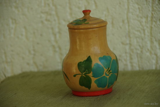 Кувшин  ( дерево )    11,5 см