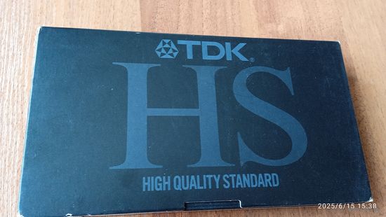 Видеокассета TDK